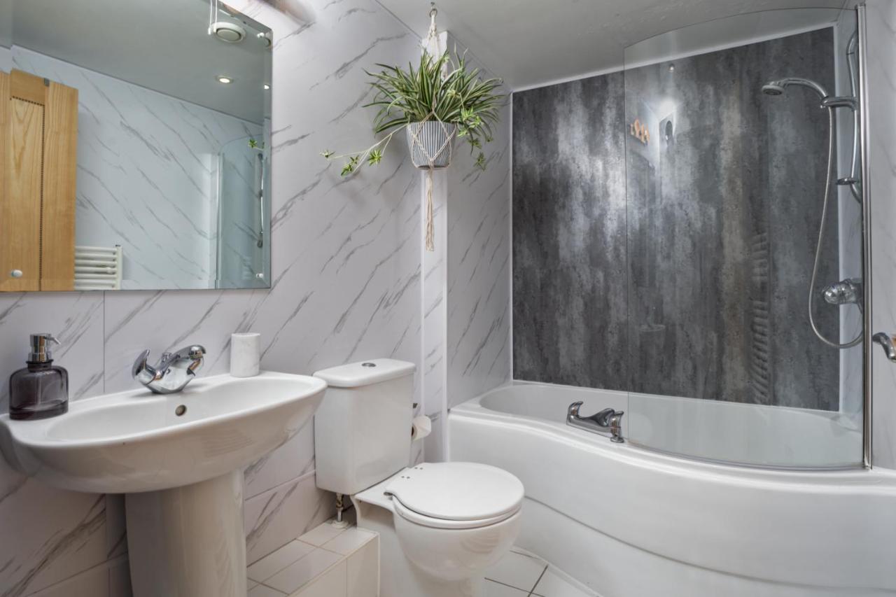 Апартаменты Leeds Most Stunning Penthouse! - Sleeps 8 Экстерьер фото